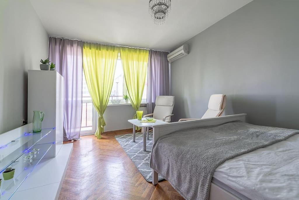 Central Station Gold Street Apartment Warszawa Exteriör bild